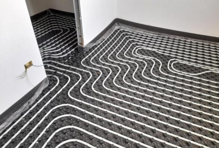 Plancher chauffant, confort et &eacute;conomies pour votre maison